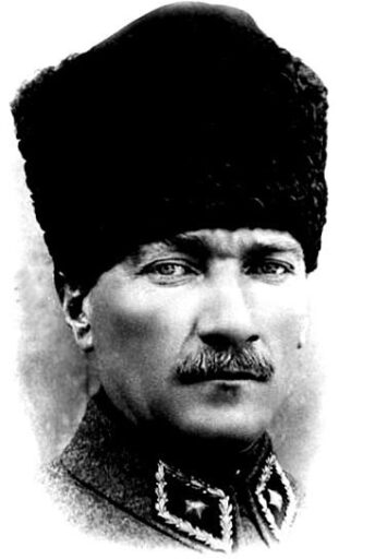 ATATÜRK’ÜN FİLMİ YOK!